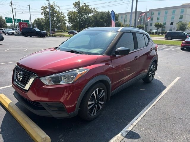 Used 2018 Red Nissan SV image 1