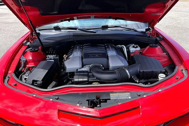 Used 2010 Red Chevrolet SS image 30