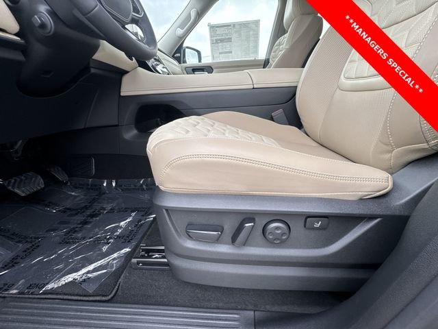 2025 Nissan Armada Platinum Reserve - Photo 12