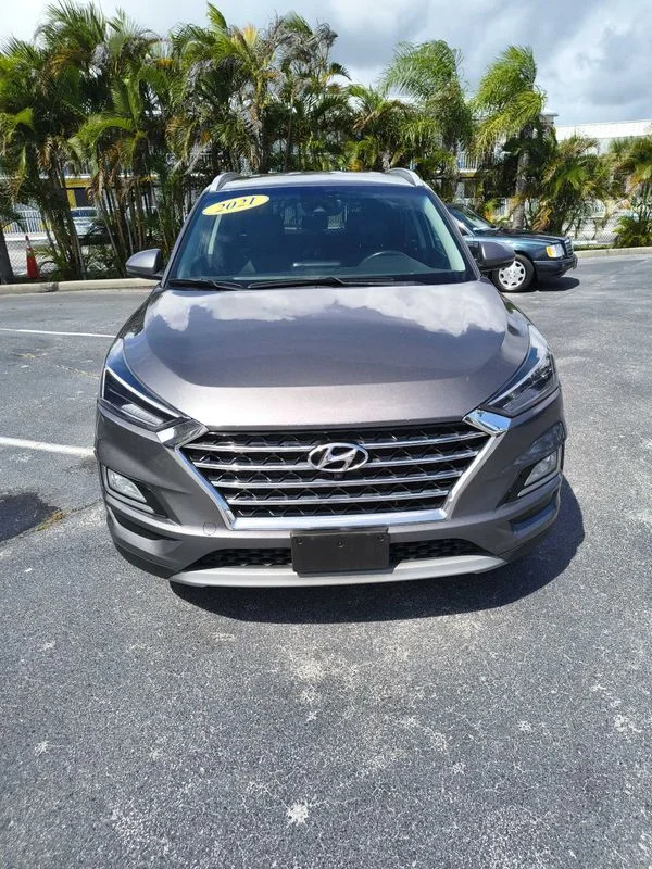 Used 2021  Hyundai Limited image 7