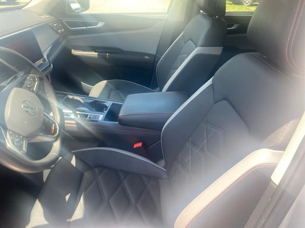 Used 2025 Pure Gray Volkswagen 2.0T Peak Edition image 7