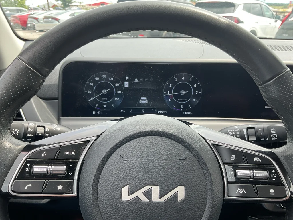 Certified Used 2024 Steel Gray Kia SX image 23