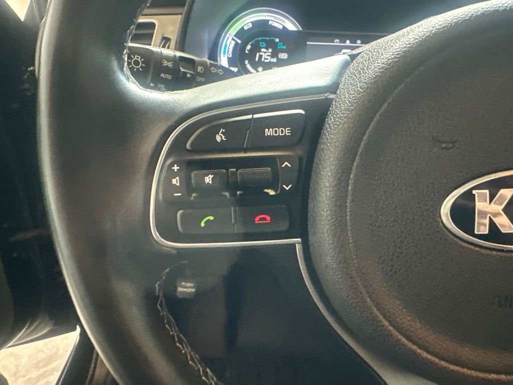 Used 2019 Black Kia LX image 13