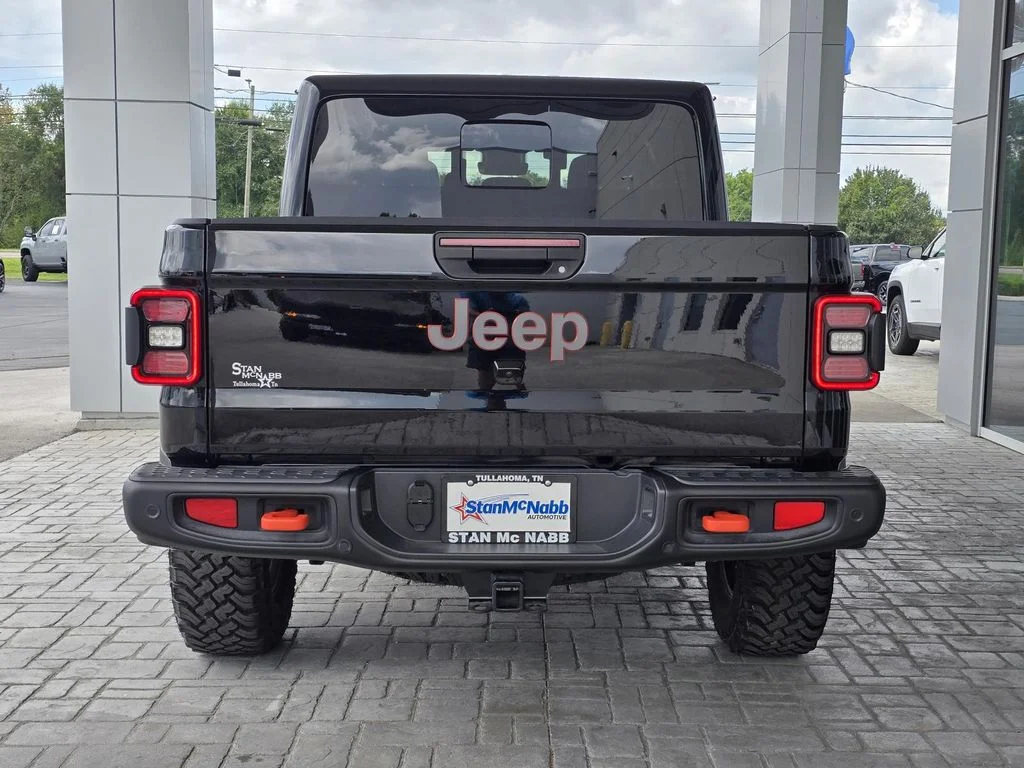 Used 2025 Black Clearcoat Jeep Mojave X image 6