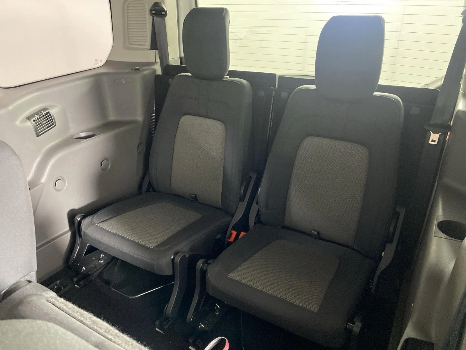 Used 2023 Frozen White Ford XL image 24