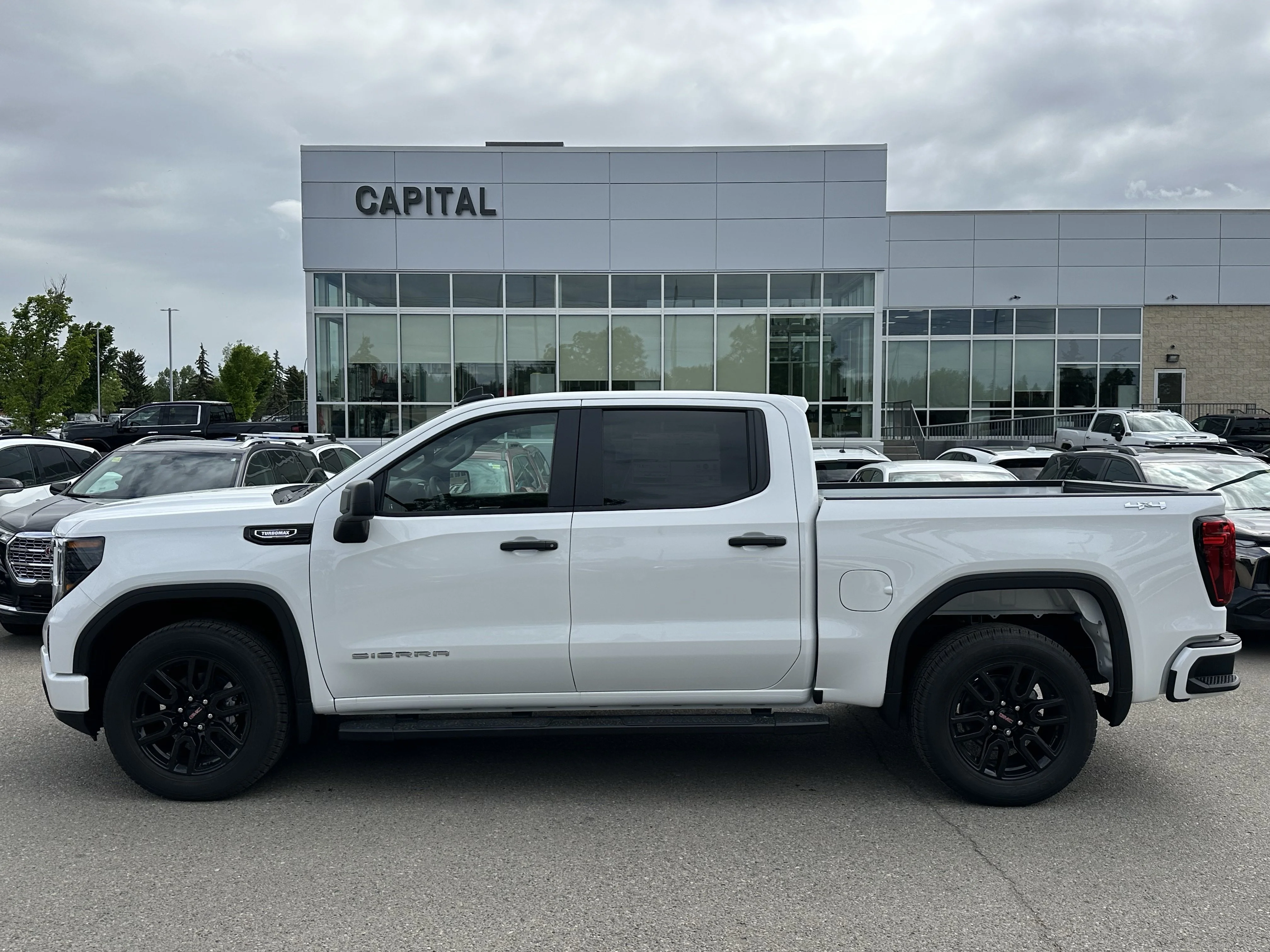 New 2026 Summit White GMC Pro image 3