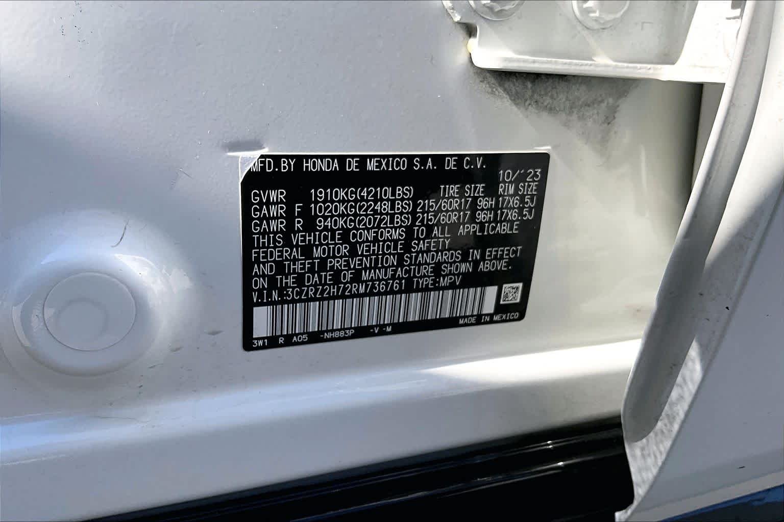 Used 2024 Platinum White Pearl Honda EX-L image 31