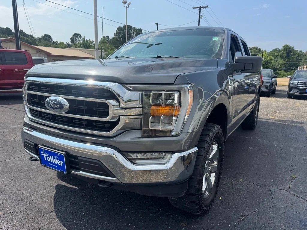 Used 2022 Gray Metallic Ford XLT image 5