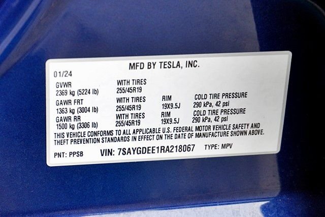 Used 2024  Tesla Long Range image 42