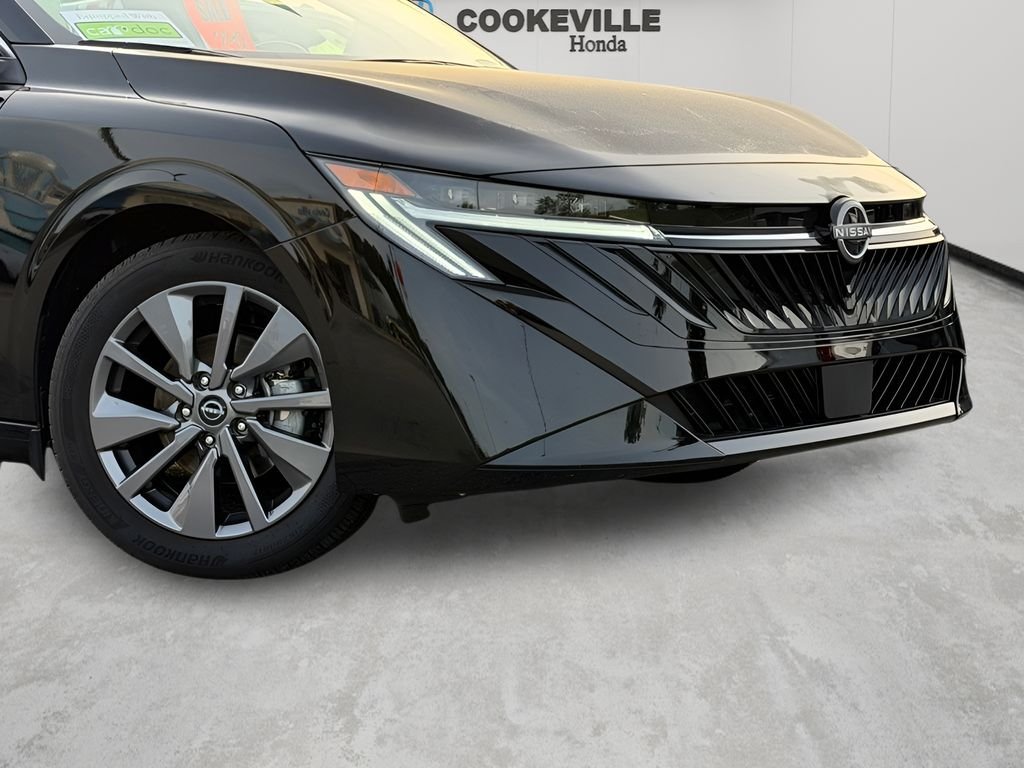 Used 2026 Super Black Nissan SL image 3