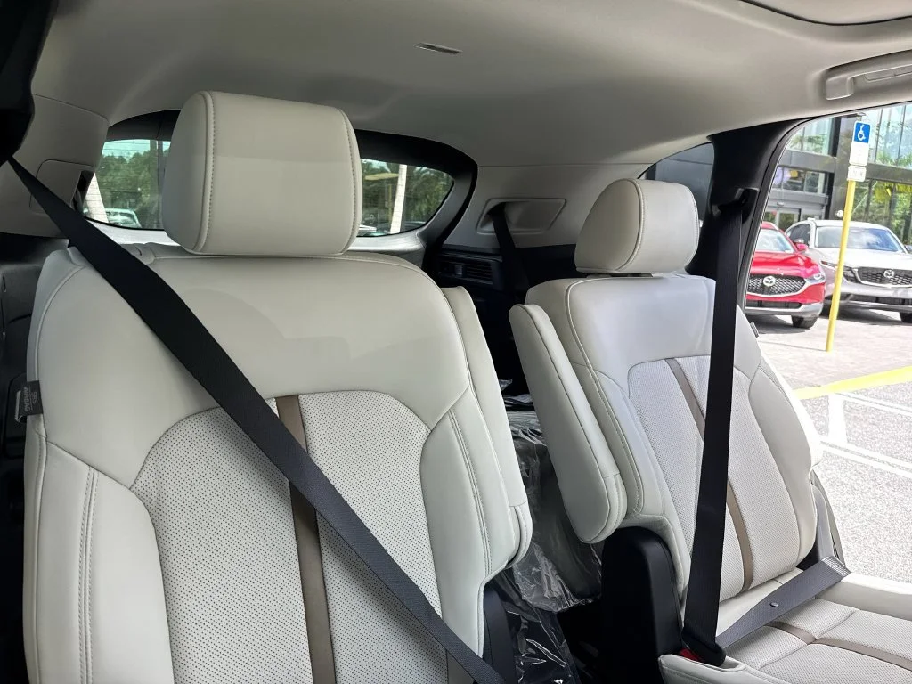 New 2026 Platinum Quartz Mazda 3.3 Turbo S Premium image 46
