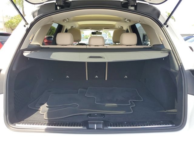 Used 2021  Mercedes-Benz GLC 300 image 27