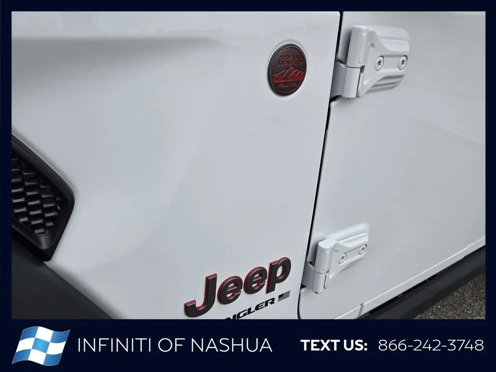 Used 2026 White Jeep Rubicon image 4
