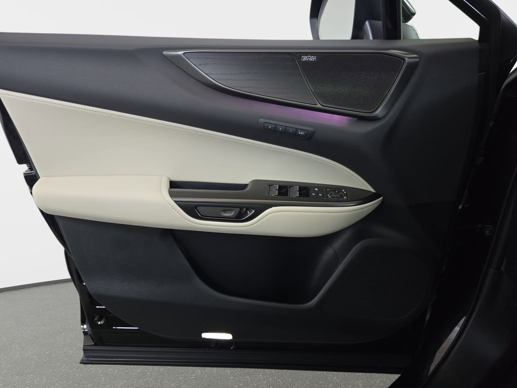 2026 Lexus NX 450h+ Luxury - Photo 25