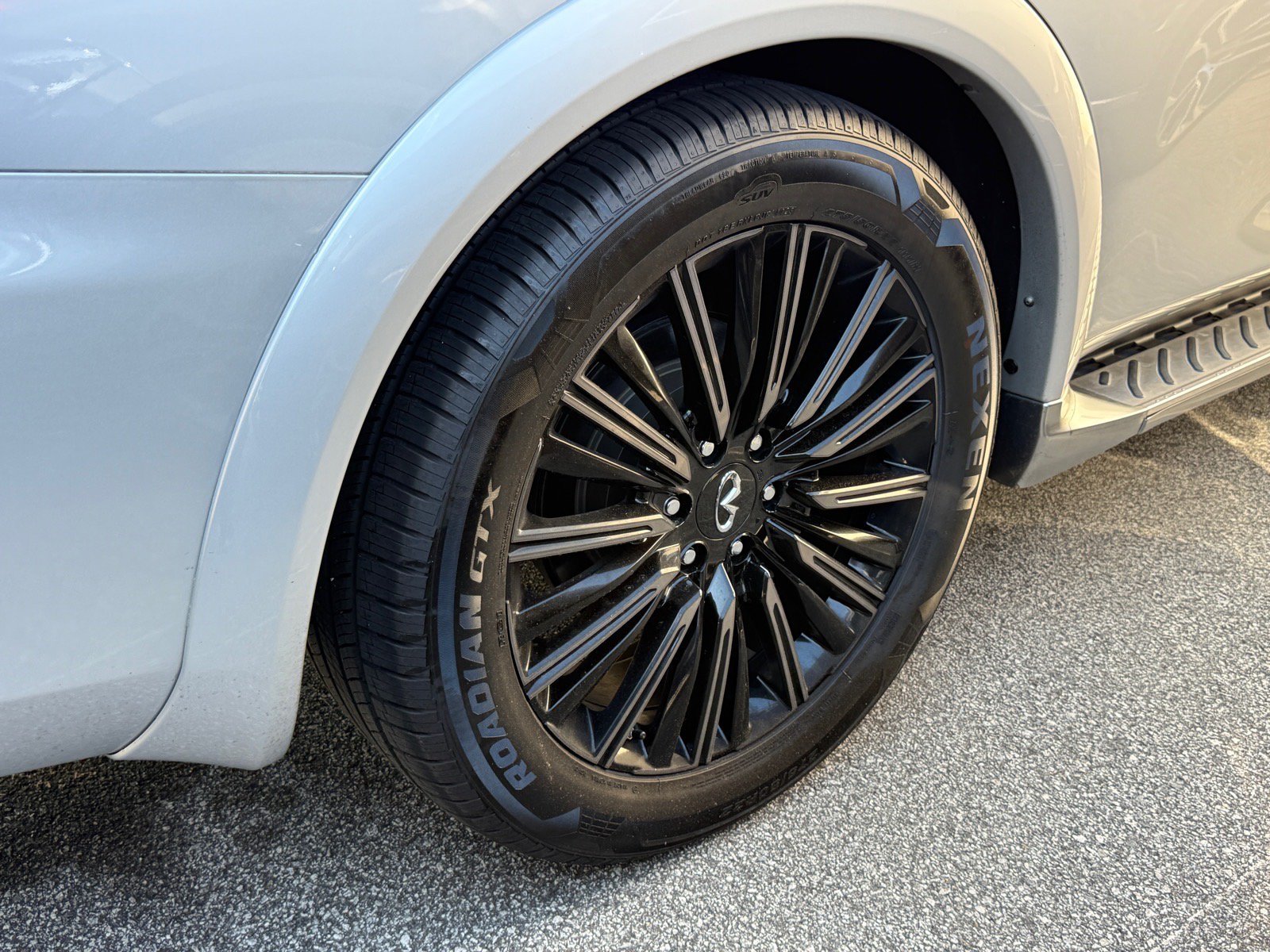 Used 2019 Liquid Platinum INFINITI LIMITED image 19