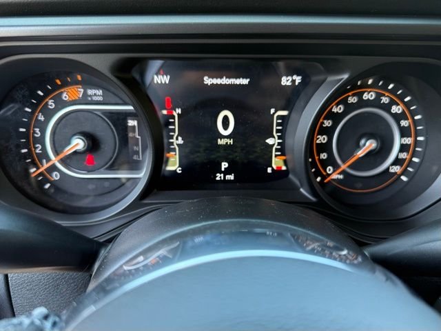 2025 Jeep Wrangler 4-Door Sahara - Photo 31