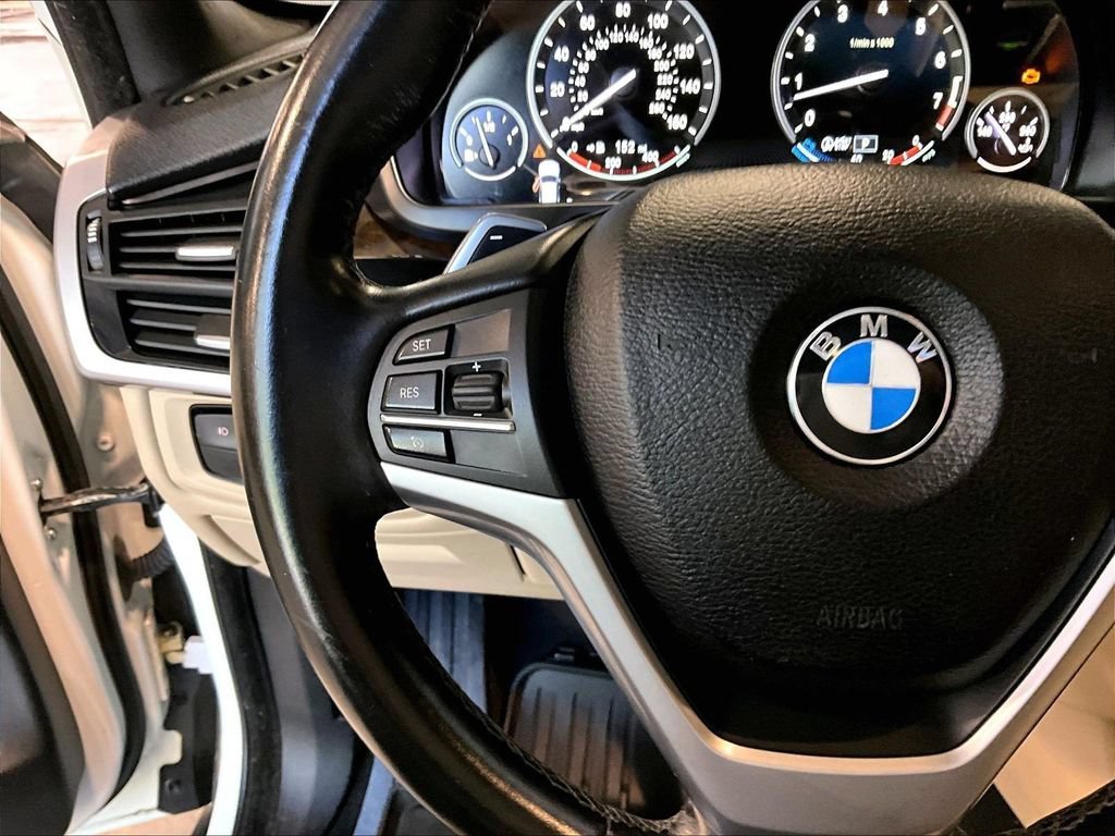 Used 2018 White BMW xDrive35i image 24