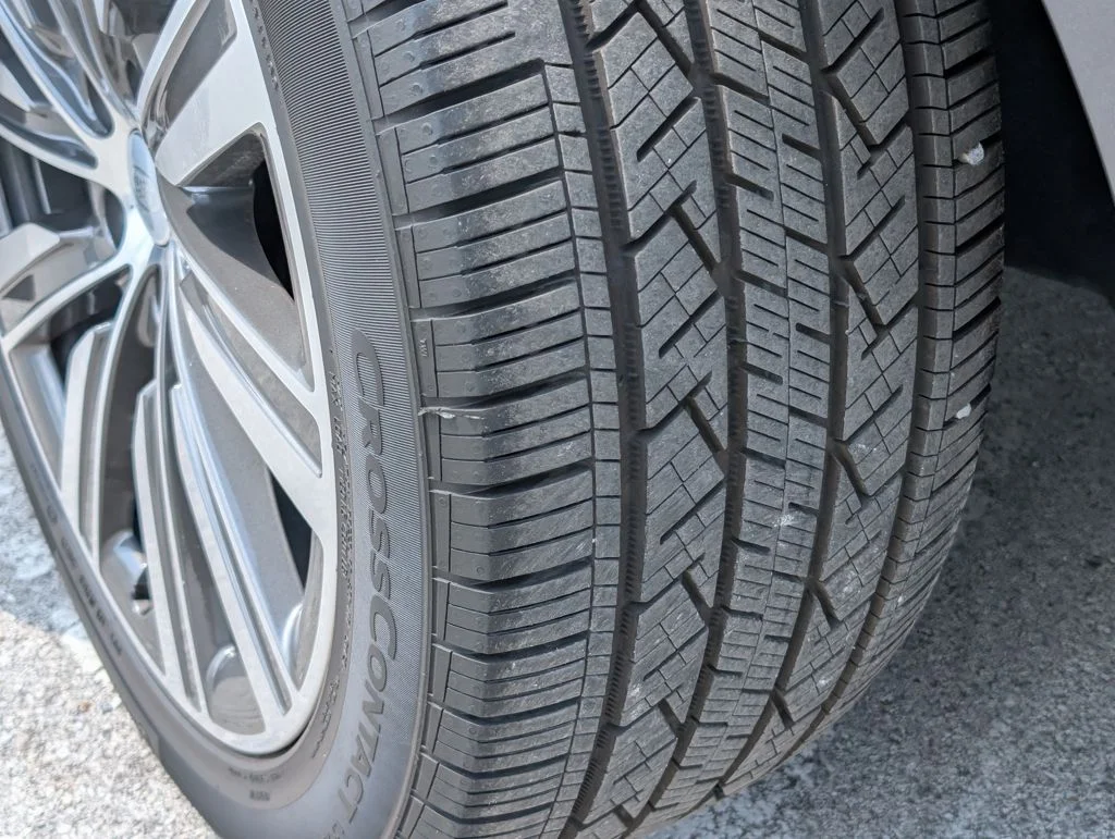 New 2023 Eiger Grey Land Rover SE image 30