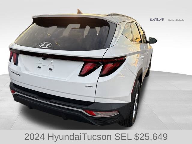 Used 2024 White Pearl Hyundai SEL image 8