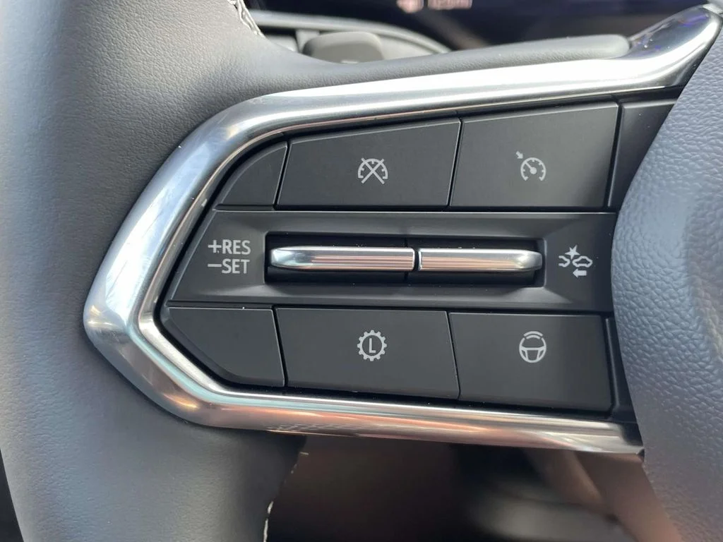 New 2026 Sterling Gray Metallic Chevrolet FWD LT image 28