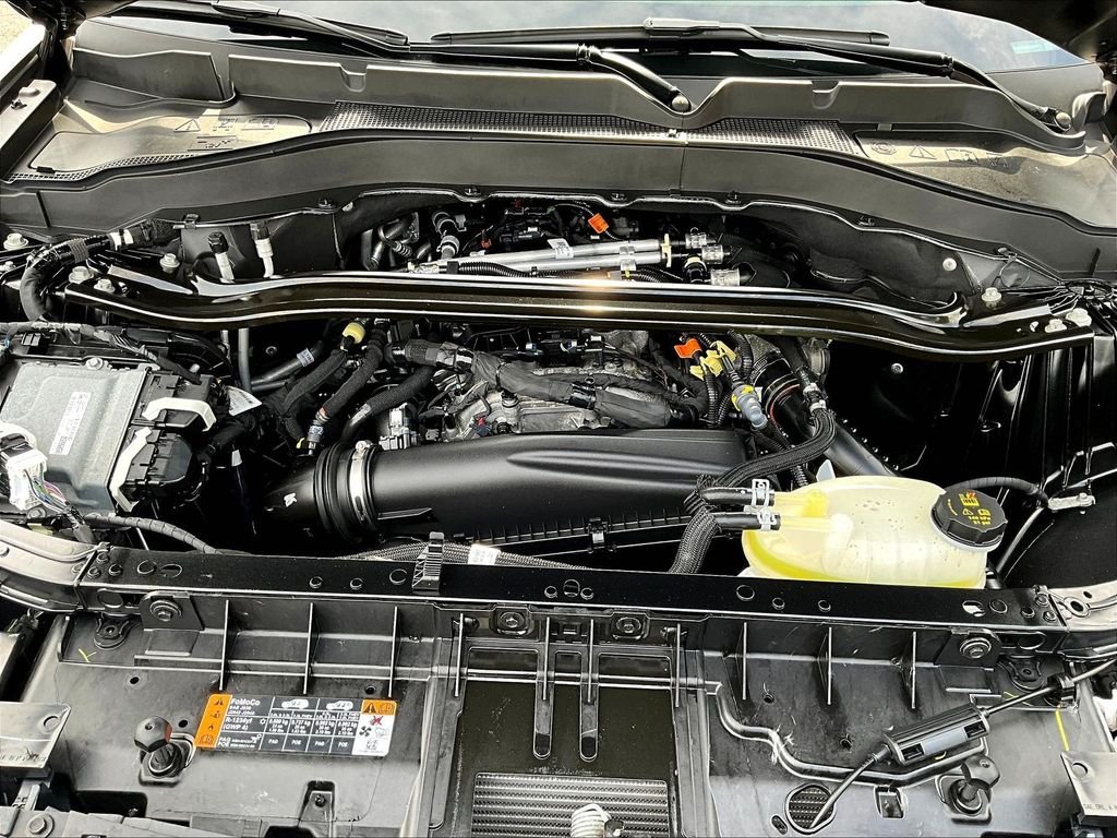 Used 2025 Gray Ford ST-Line image 31