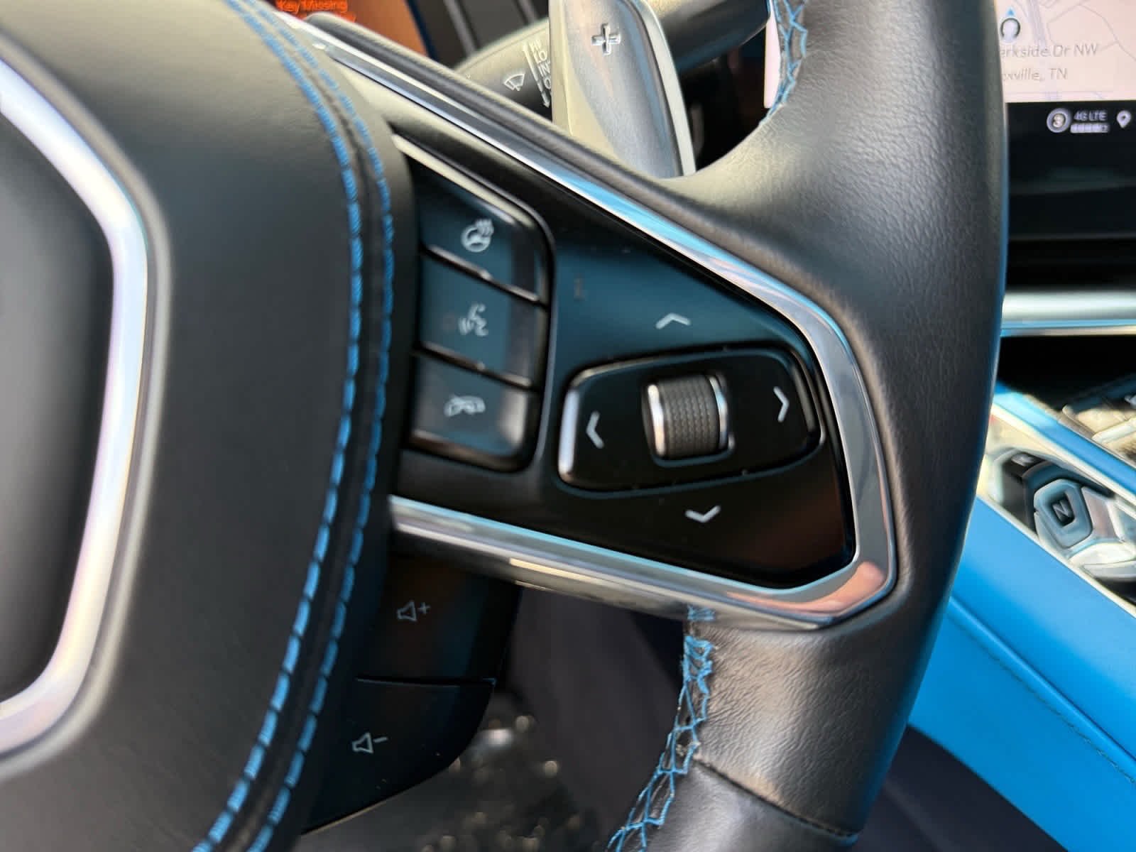 Used 2021 Rapid Blue Chevrolet 3LT image 23