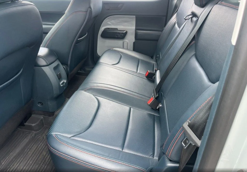 Used 2024 Green Ford XLT image 11