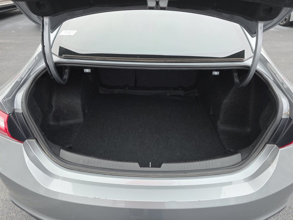 Used 2023 Gray Chevrolet LT image 10