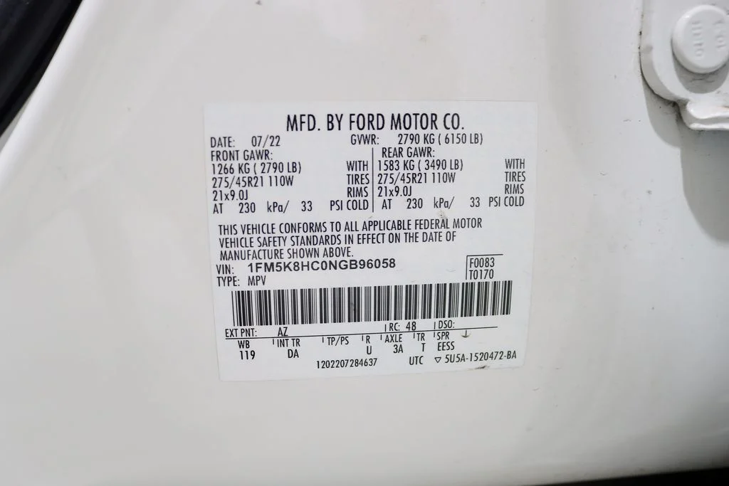 Used 2022 White Ford Platinum image 41