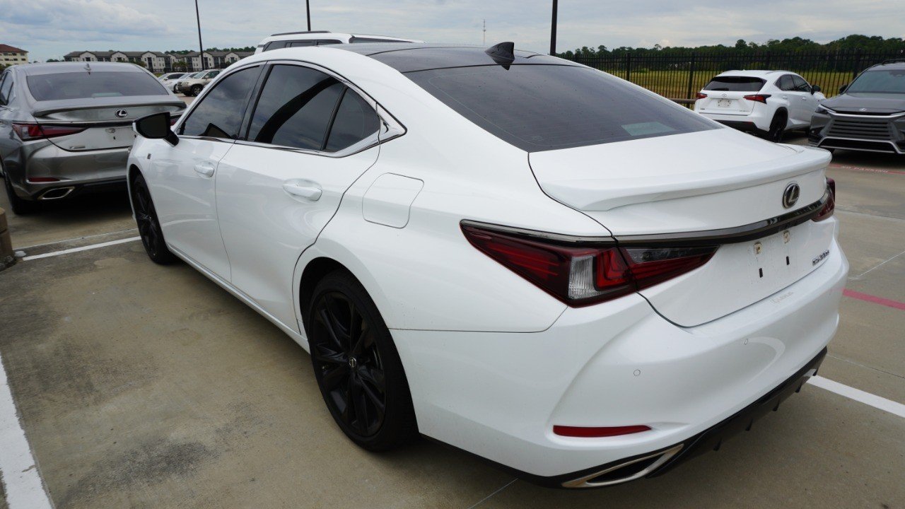 Used 2025 White Lexus ES 350 image 9