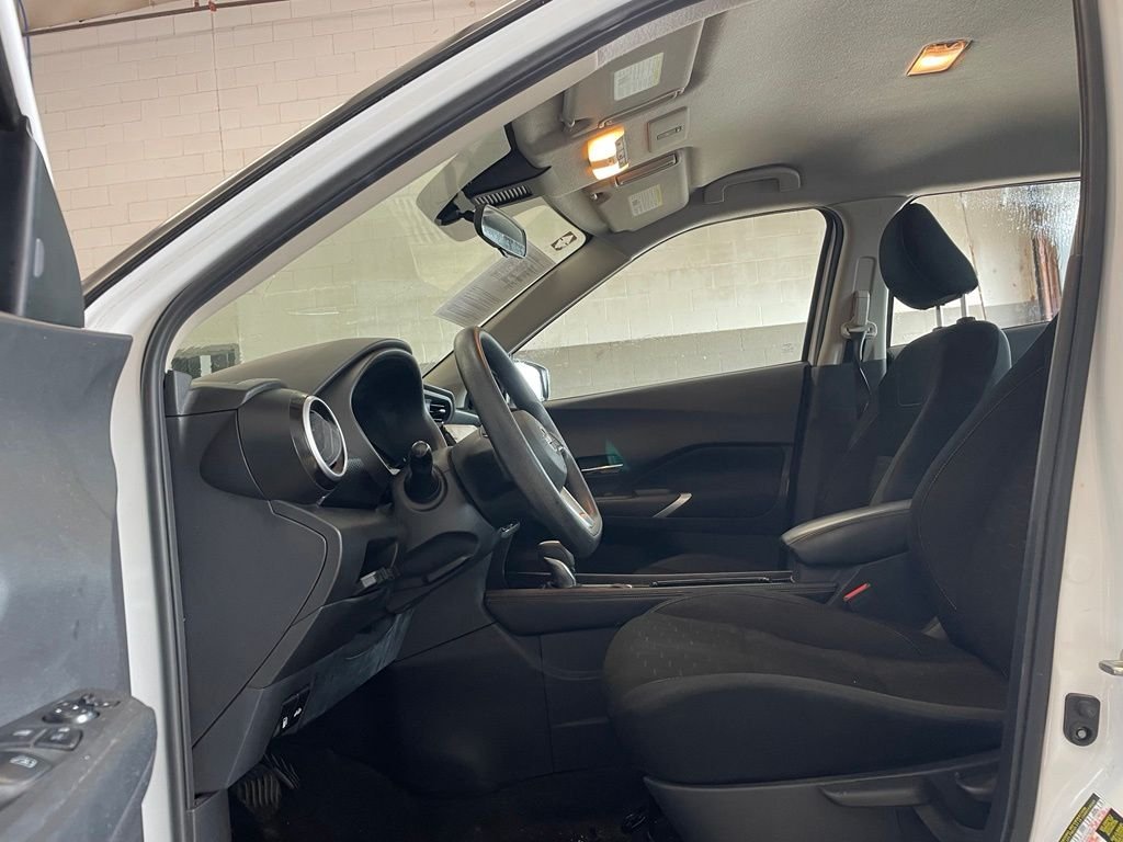 Used 2024 White Nissan SV image 10