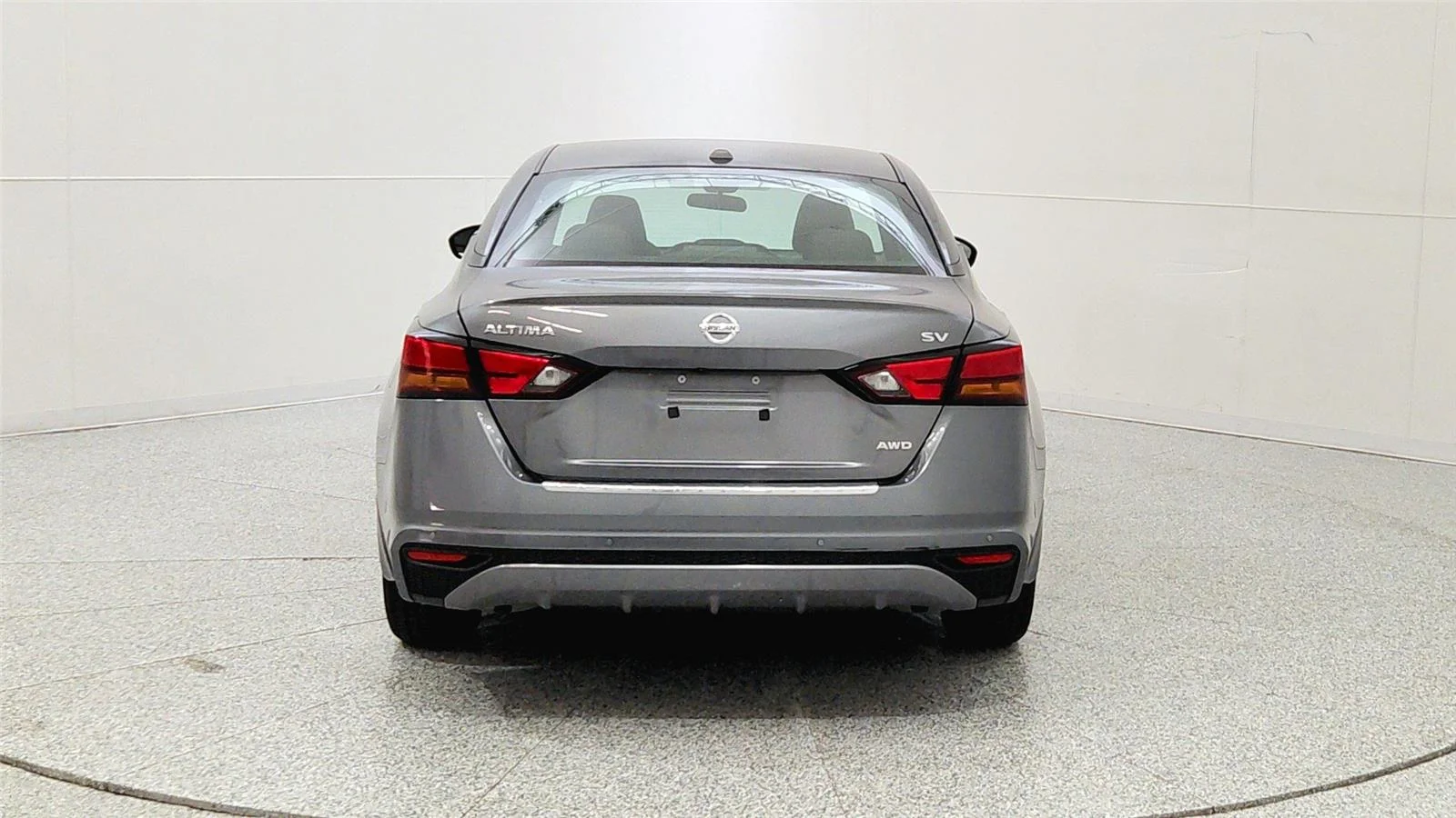 Used 2022 Gun Metallic Nissan 2.5 SV image 6
