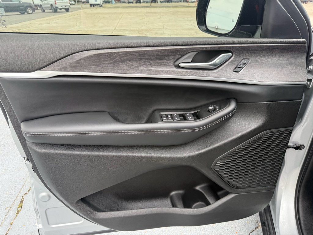 2025 Jeep Grand Cherokee L Limited - Photo 12