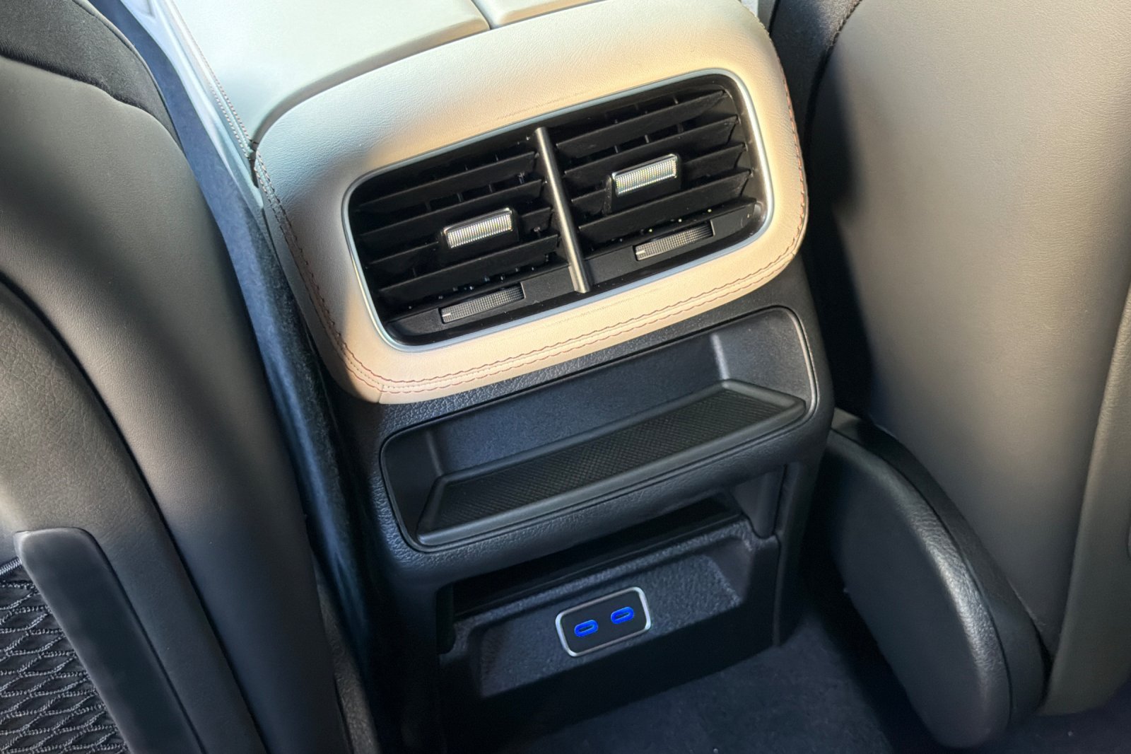 New 2027 Polar White Mercedes-Benz AMG® GLE 53e image 24