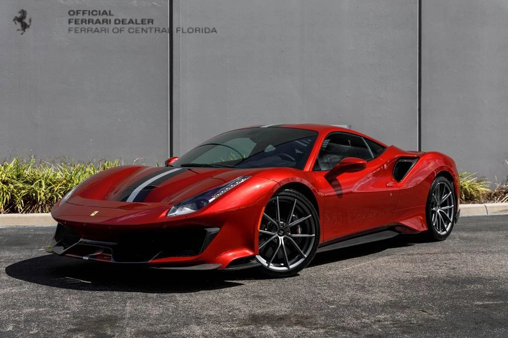 2019 Ferrari 488 -'s photo