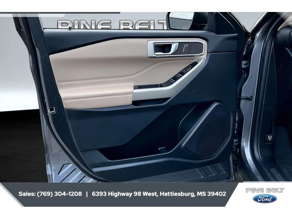 Used 2021 Carbonized Gray Metallic Ford XLT image 17