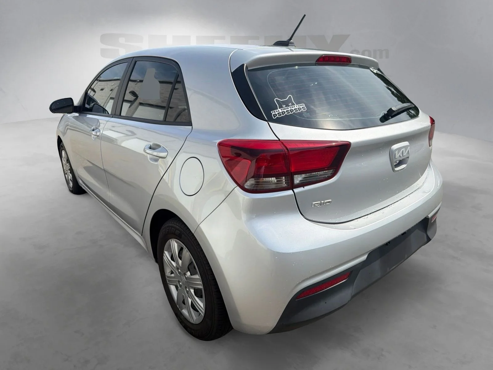 Used 2022 Silver Kia S image 12