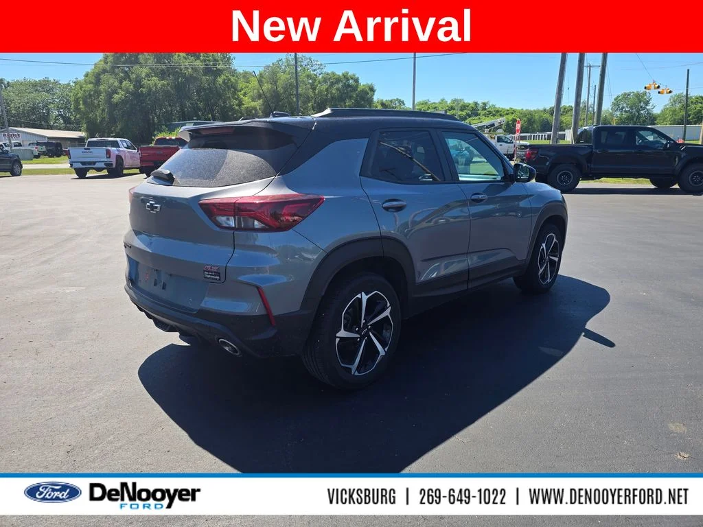 Used 2021 Satin Steel Metallic Chevrolet RS image 4