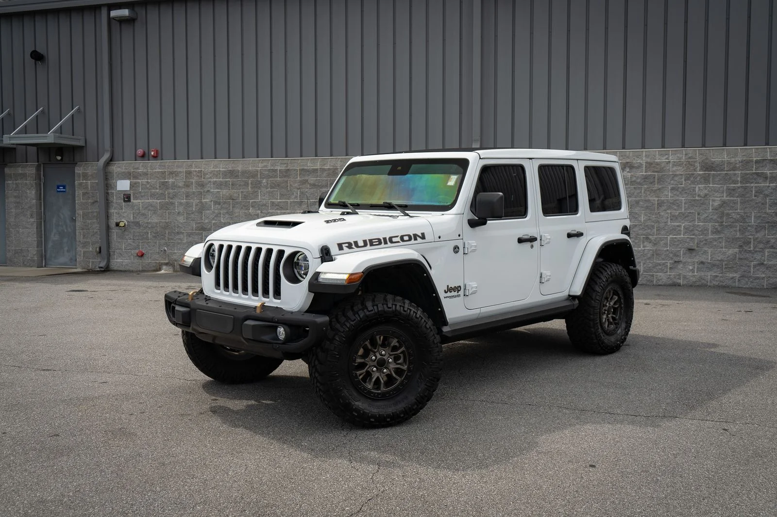 Used 2022 White Jeep Unlimited Rubicon 392 image 4