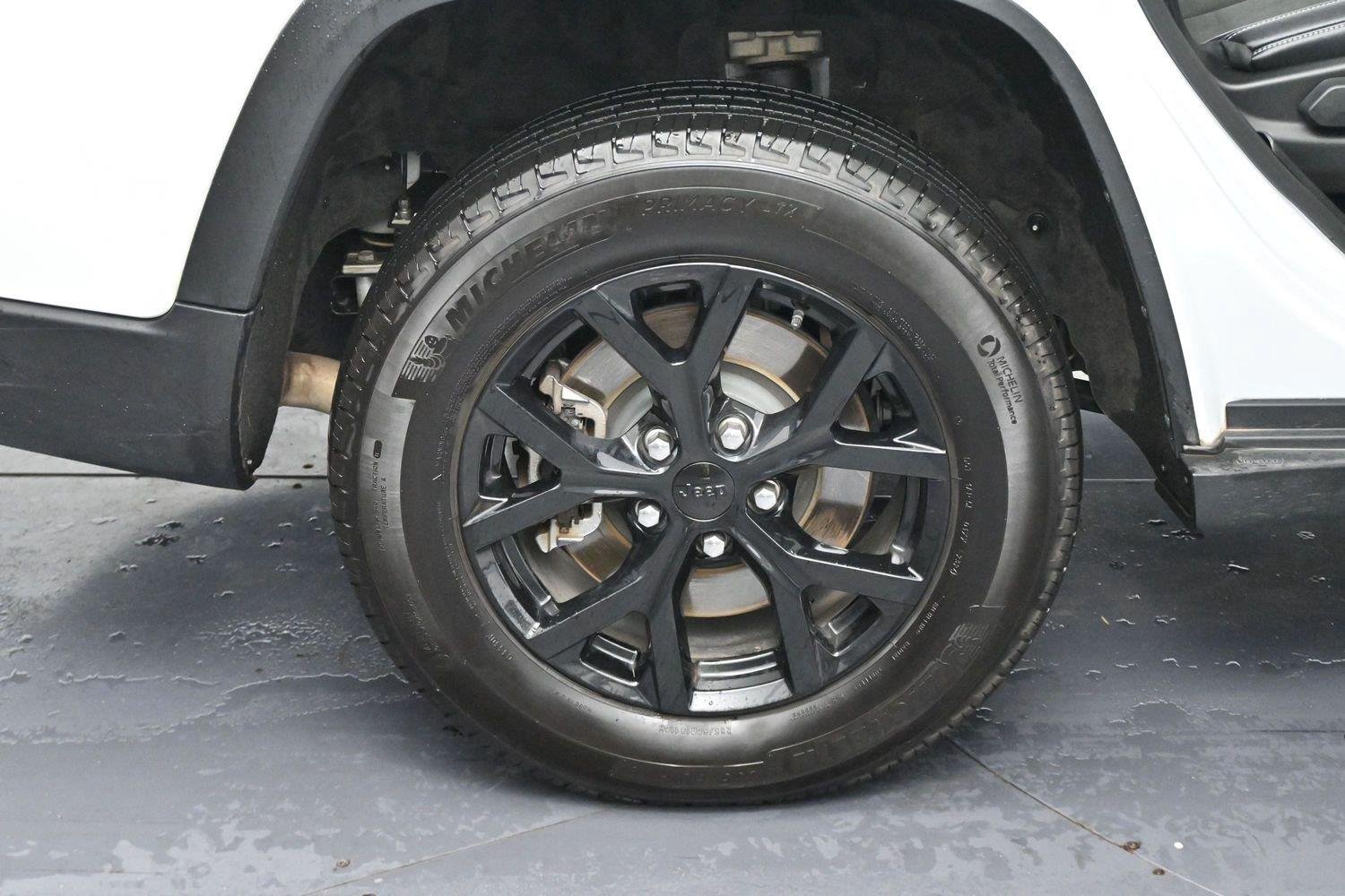 Used 2024 Bright White Clearcoat Jeep Altitude X image 37