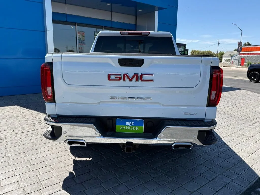 New 2026 Glacier White Tricoat GMC SLT image 9