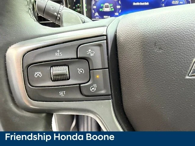 Used 2025 White Chevrolet RST image 24