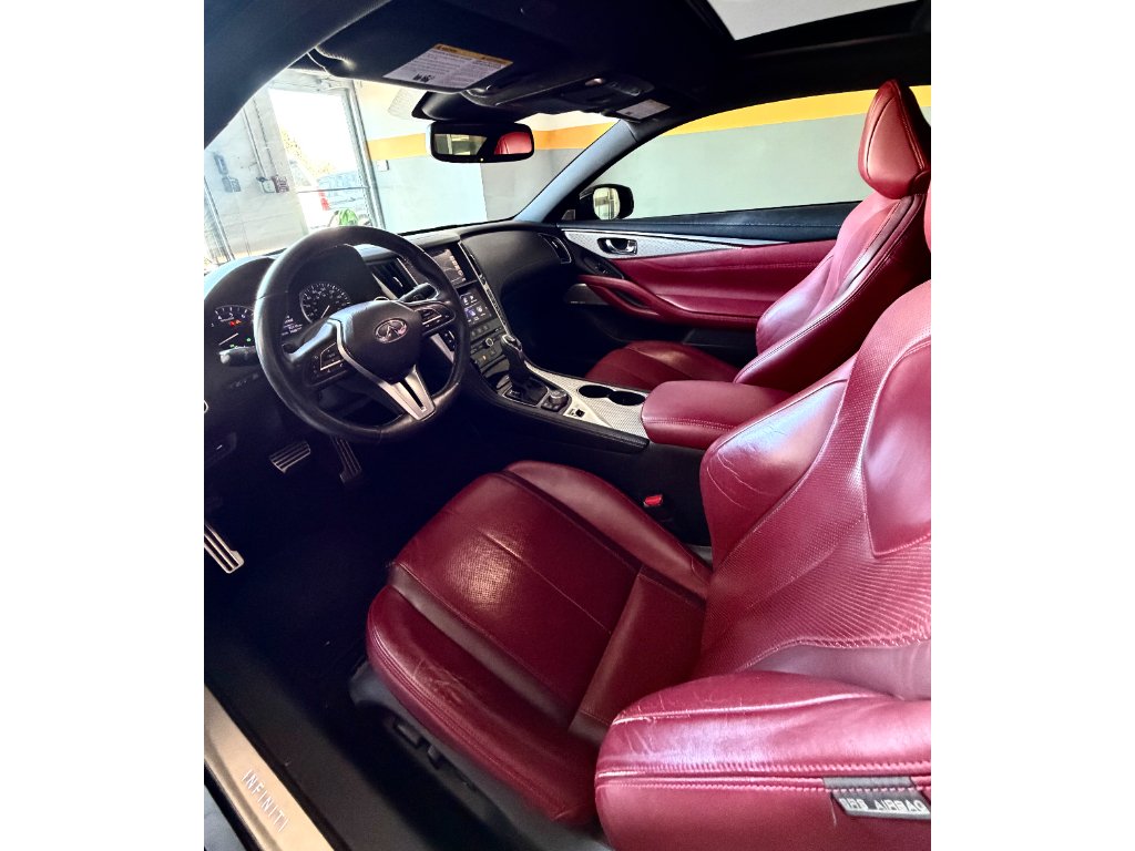 Used 2018 Black Obsidian INFINITI RED SPORT 400 image 16