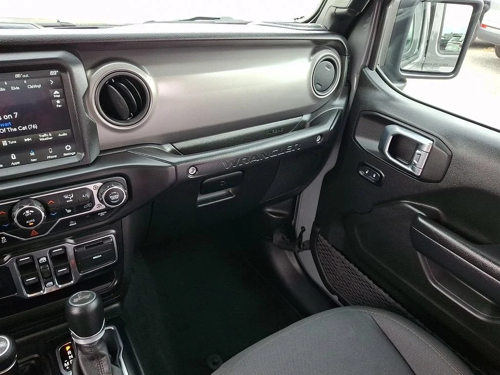 Used 2023 Gray Jeep 4x4 image 52