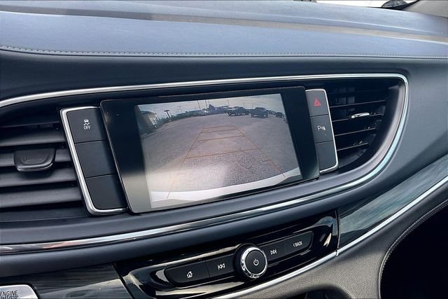 Used 2019 White Buick Essence image 20