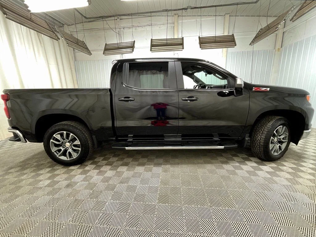 2026 Chevrolet Silverado 1500 LT - Photo 23