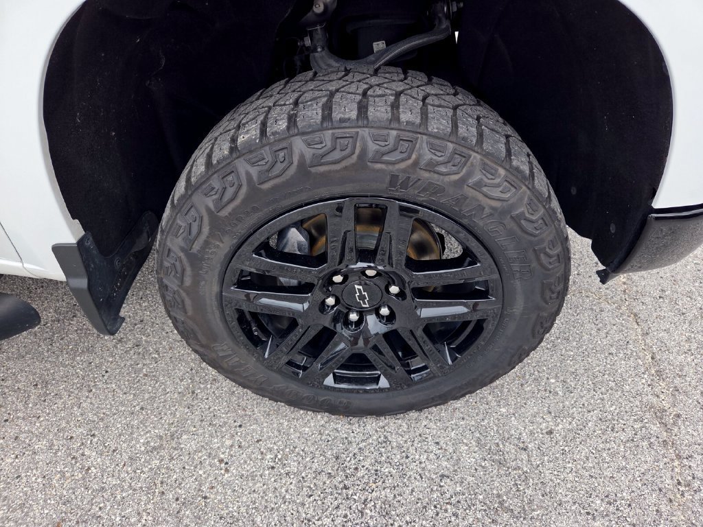 2024 Chevrolet Silverado 1500 Custom - Photo 19