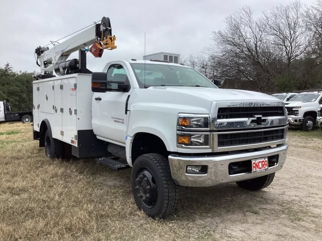 New 2024 Summit White Chevrolet Work Truck image 6