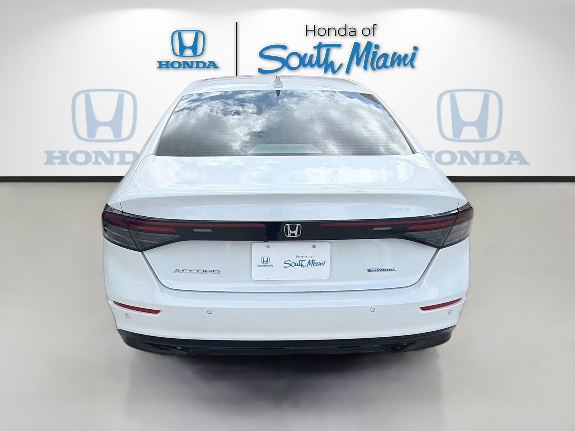 2024 Honda Accord Hybrid EX-L - Photo 6
