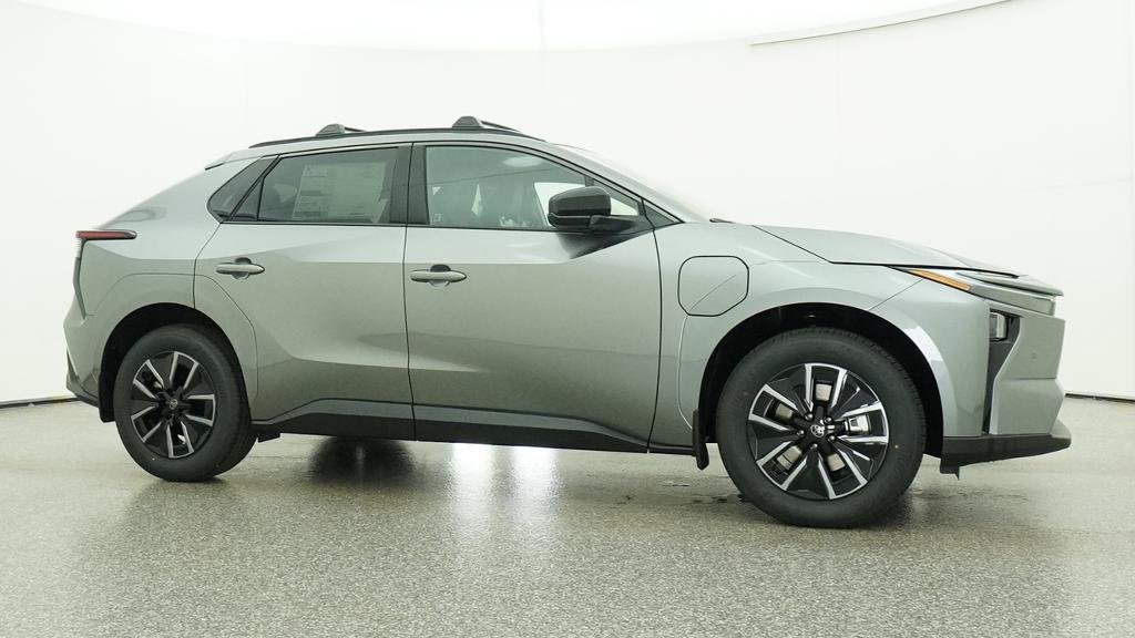 New 2026 Heavy Metal Toyota XLE image 11